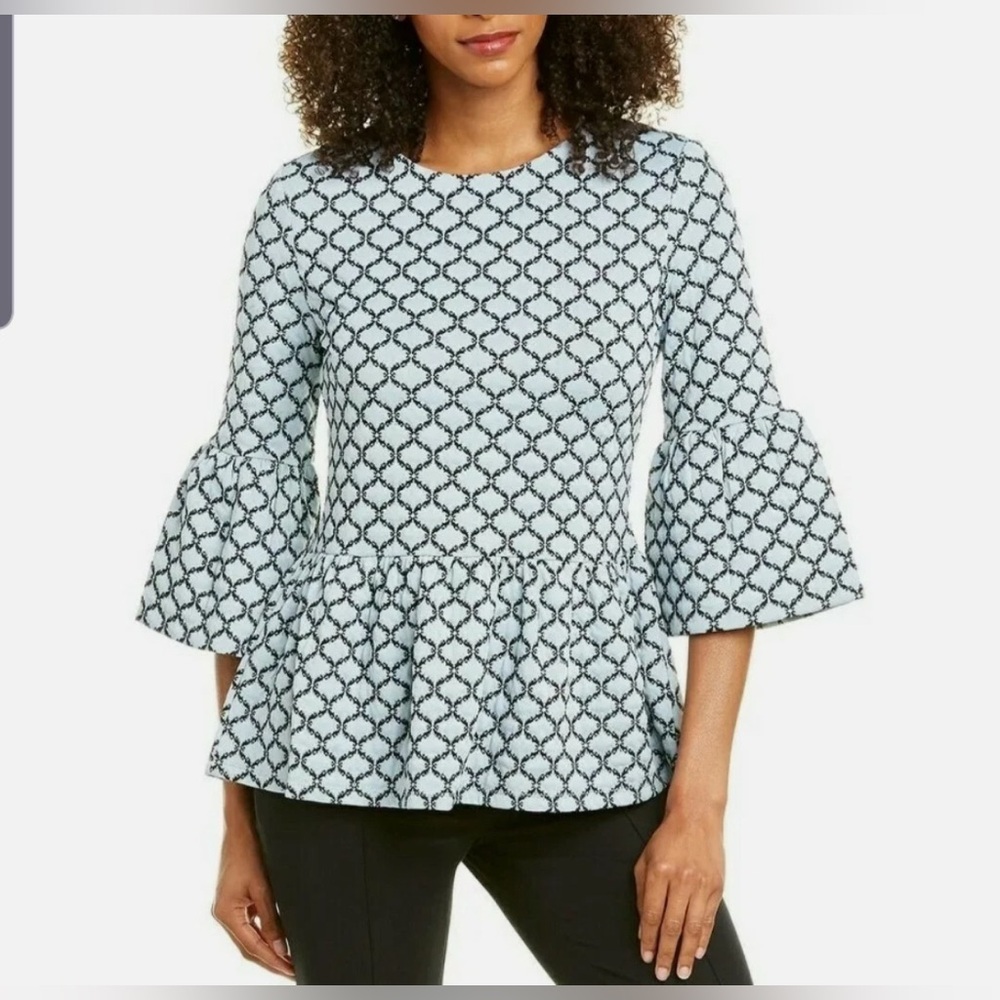 BUNDLE 5 for $50 👗👚
Tyler Boe peplum jacquard top
